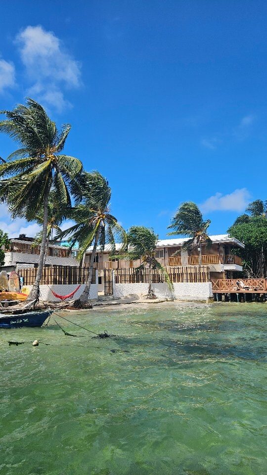 Instagram post from mangrovebayhotel_. This post is in position 0.